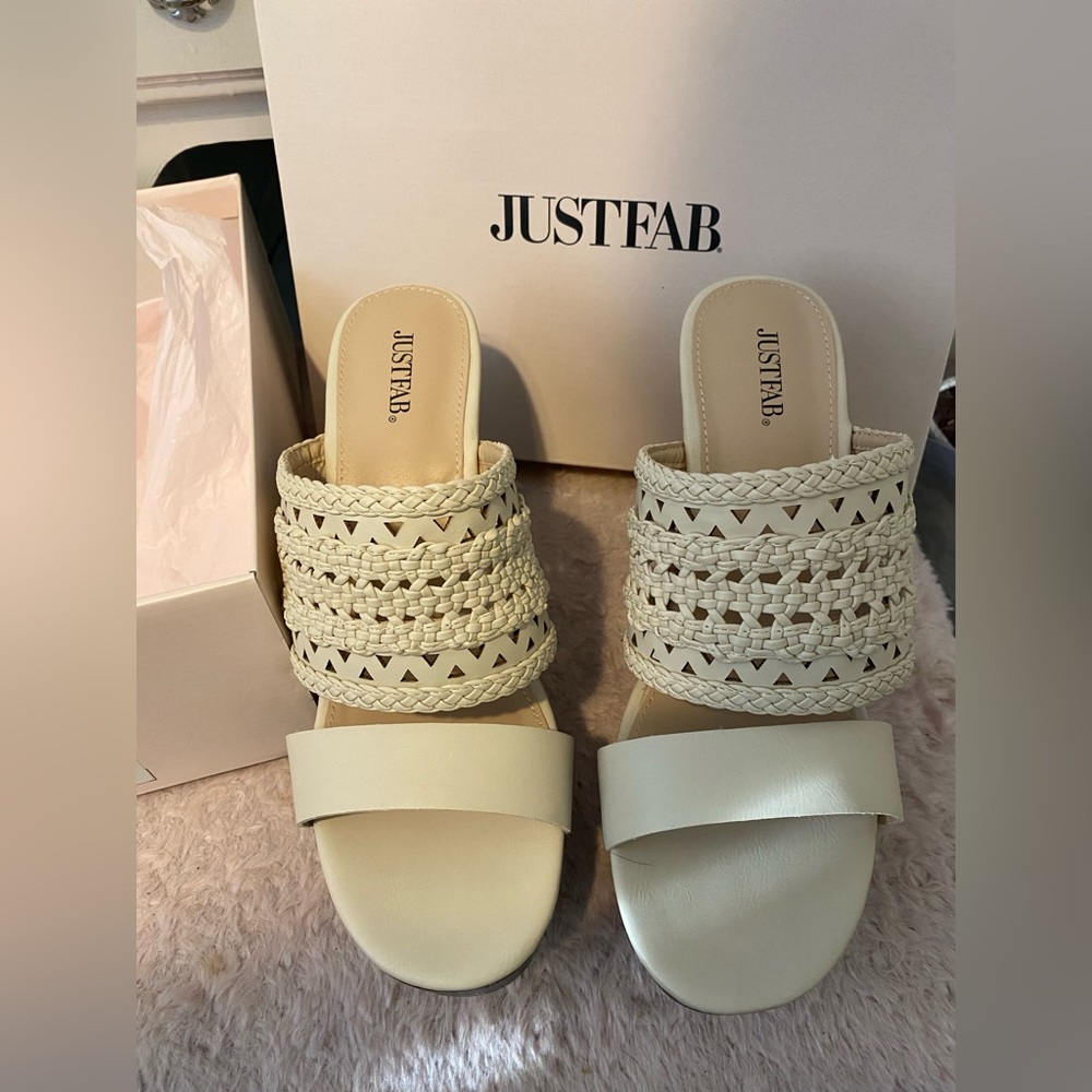 Wedge sandals